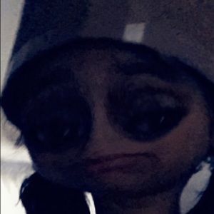 Meet your Posher, Raquel